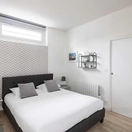 Apartment Le 32 By Cocoonr Rennes